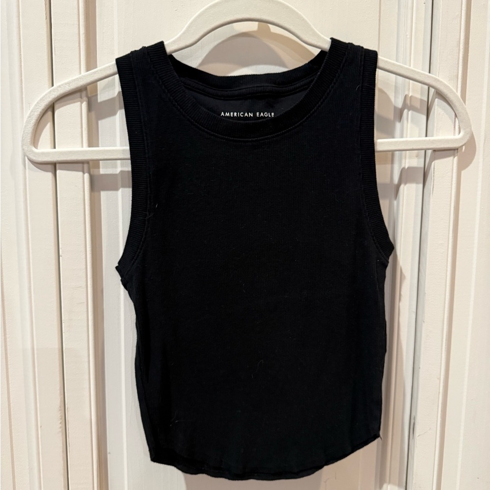 American Eagle Outfitters Black Ribbed Cropped Tank size Small